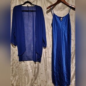 Lot of 2 brilliant blue; vintage slip & sheer kimono SZ LG 💙🩵